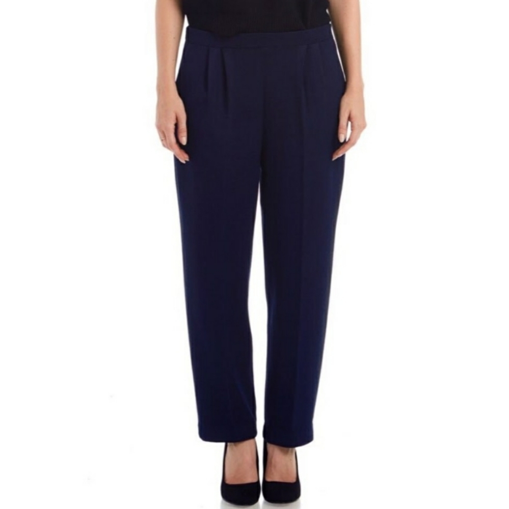St.John Collection Pleated Knit Pants